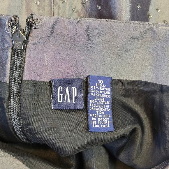 GAP Beaded Metallic Gray Mini Skirt Size 10 Y2K Metallic Holiday Evening Party - Picture 3 of 5